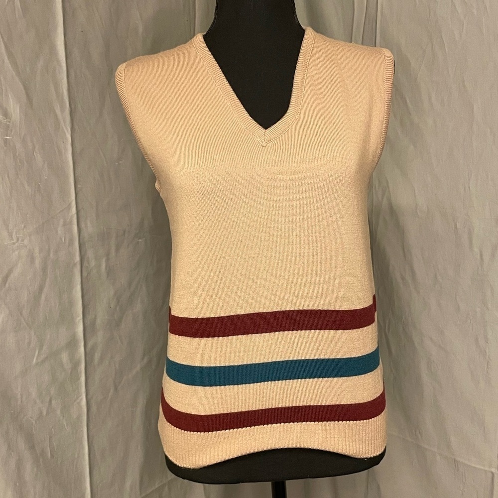 Miss Pendleton 100% Virgin Wool V-Neck Sleeveless Sweater - Cream, Red, Blue